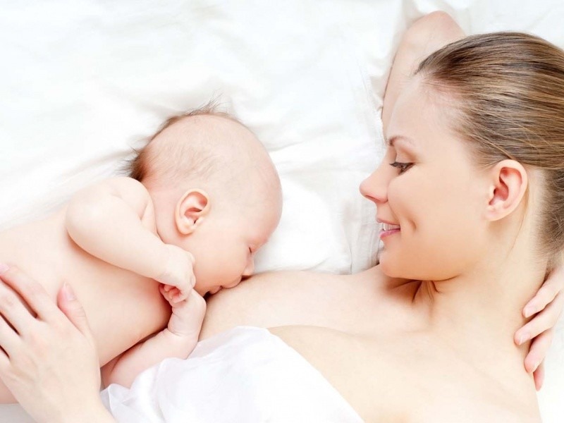 Як грудне вигодовування впливає на здоров'я матері та дитини